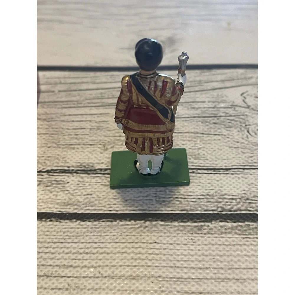 Britains Collectors Club - Drum Major In State Dress W Britain Club Figure 2003